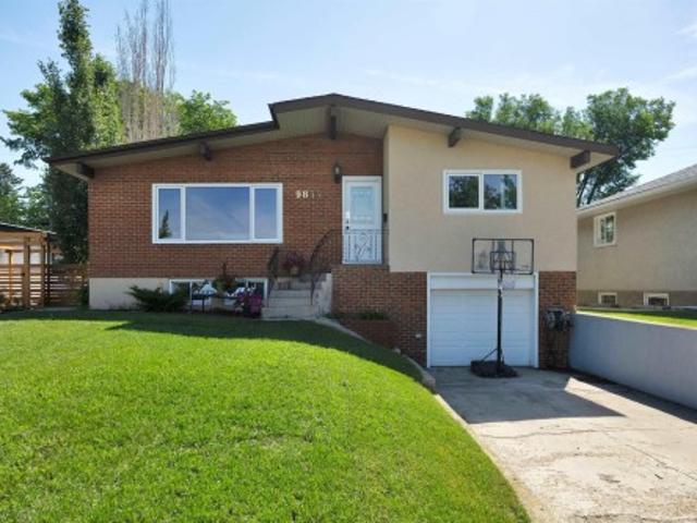 9835 74 Street Nw, Edmonton, AB, T6A 2X6 house for sale | Listing ID E4494 | Royal LePage