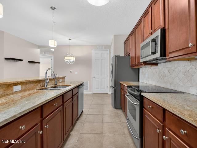 9831 Del Webb Pkwy, Unit 2308, Jacksonville, FL 32256 | MLS #2132