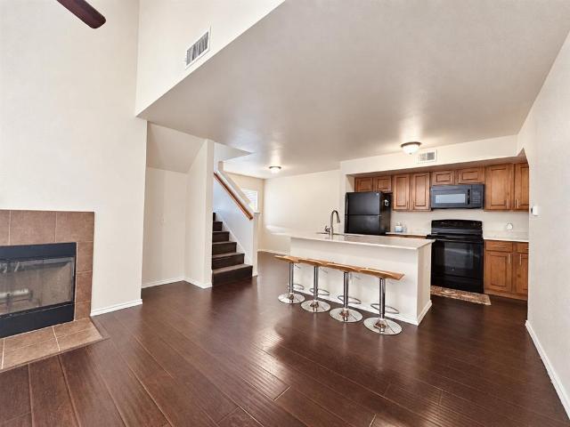 9831 Walnut Street # P210