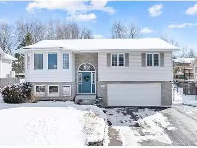 983 Douglas Ave, Fredericton, NB, E3A 9M8 house for sale Li.