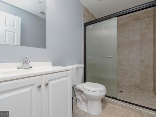 9856 Greenbrier Way