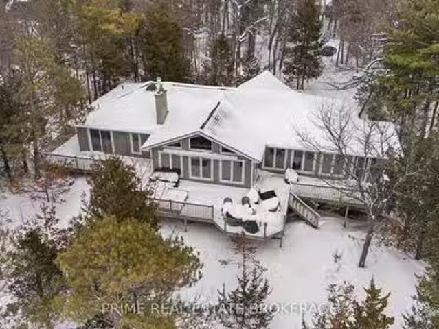 9856 Huron Place, Lambton Shores Grand Bend, ON, N0M 1T0 h.