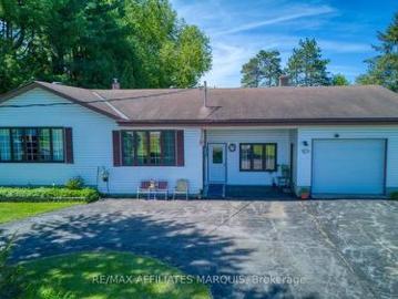 9851 Highway 42 Highway, Rideau Lakes, ON, K0G 1X0 house for sale | Listing ID X13173 | Royal LePage
