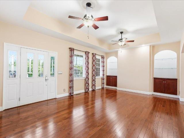 985 Claudette Drive