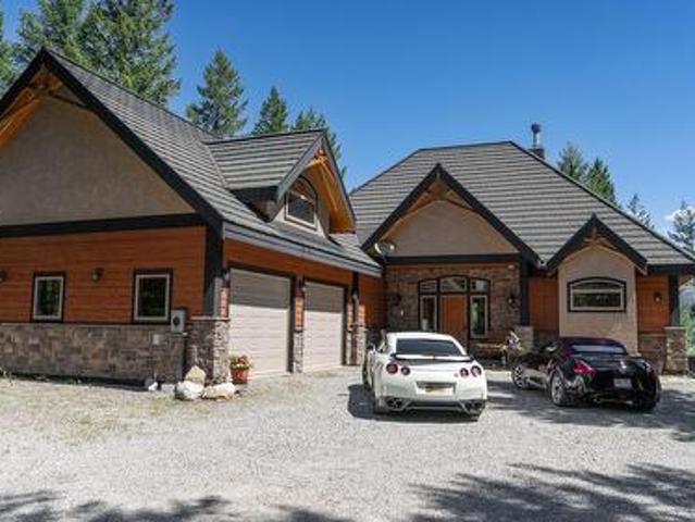 9865 Osprey Landing Drive, Wardner, BC, V0B 2J0 Luxury House for sale | Listing ID 10379 | Royal LePage Carriage Trade Luxury Properties