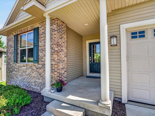 9868 Hawks Nest Drive