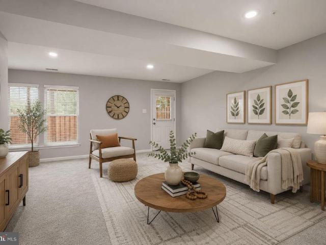9868 Sherwood Farm Road