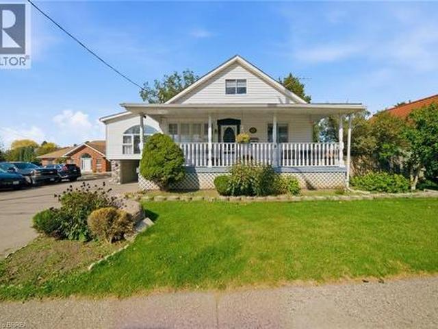 986 Colborne Street, Brantford, ON, N3S 3T4 house for sale | Listing ID 40869 | Royal LePage