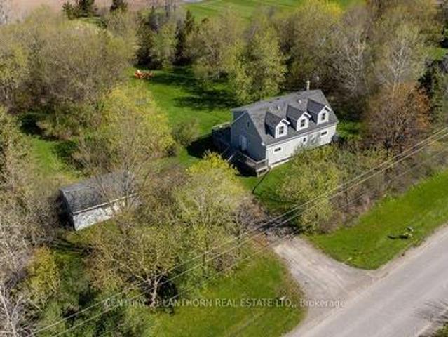 986 Black Road, Prince Edward County Sophiasburg Ward, ON, K0K 1W0 house for sale | Listing ID X13742 | Royal LePage