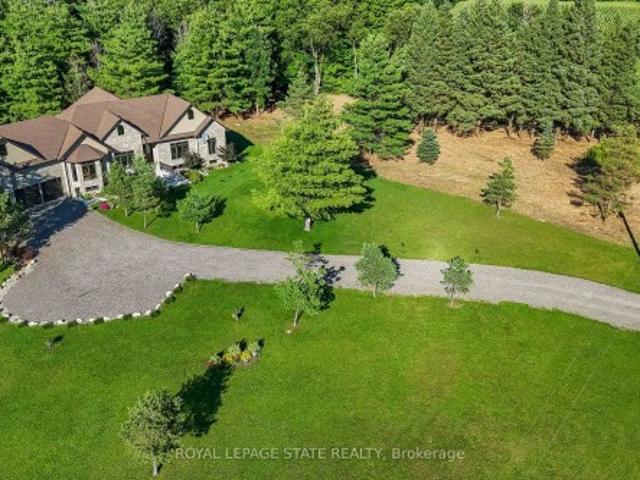 986 Highway 8 N/A, Hamilton, ON, L9H 5E1 Luxury House for sale | Listing ID X13636 | Royal LePage Carriage Trade Luxury Properties