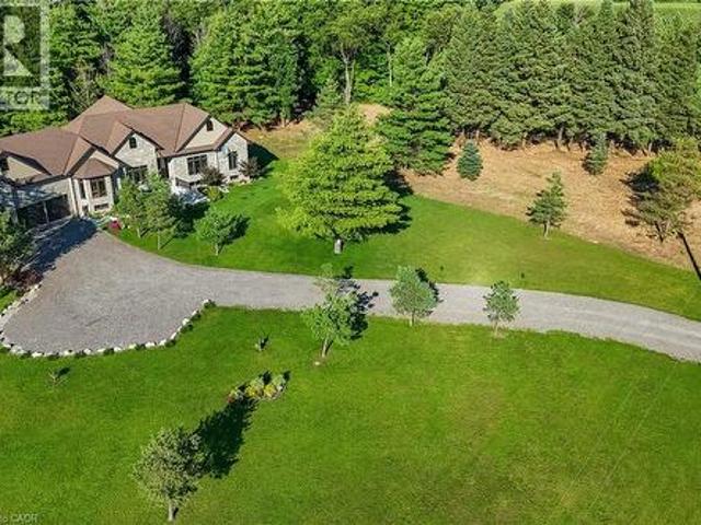986 Highway 8, Hamilton, ON, L9H 5E1 house for sale | Listing ID 40853 | Royal LePage
