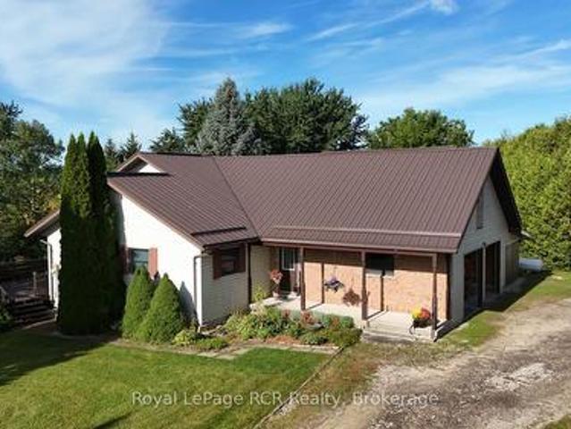 9870 Creek Road, Minto, ON, N0G 1M0 house for sale | Listing ID X13779 | Royal LePage