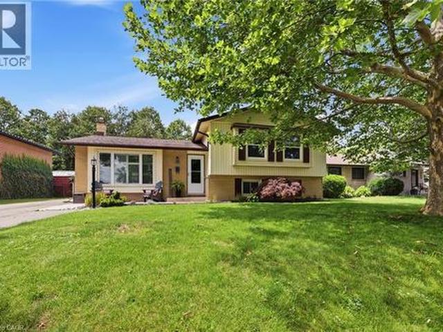 987 Nesbitt Crescent, Woodstock, ON, N4S 7N9 house for sale | Listing ID 40848 | Royal LePage