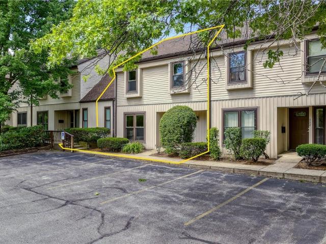 988 Som Center Road E2