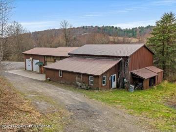 9892 Forest Lake Rd, Montrose, PA 18801 | MLS #SC261492
