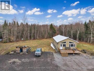 989 North Mckenzie Lake Road, South Algonquin, ON, N0C 1B0 house for sale | Listing ID X13074 | Royal LePage