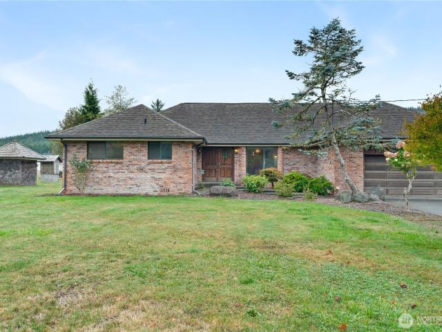 989 Stanford Drive