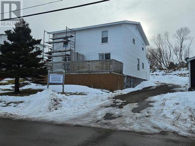 98 98A Water Street W, St. Lawrence, NL, A0E 2V0 house for sale | Listing ID 1294 | Royal LePage