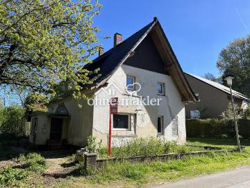 98.000€ Keine Provision Einfamilienhaus mit Anbau und 2833m2 großem Grundstück im Grünen gelegen