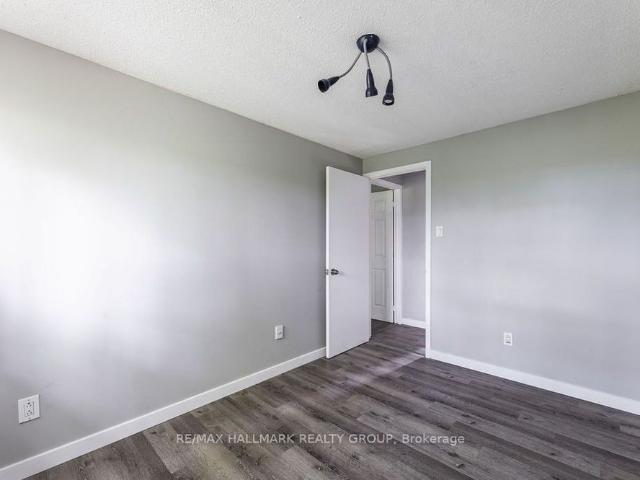 98 1045 Morrison Drive, Ottawa