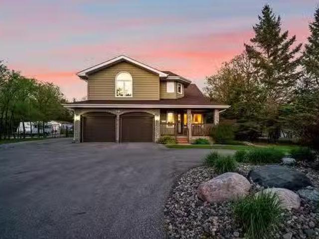 98 Wescana Street, Headingley, MB, R4J 1B5 Luxury House for.