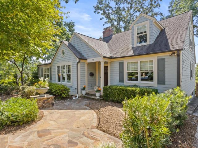 98 Woodvale Avenue
