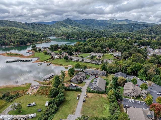 Barrett Rd, Hiawassee, GA