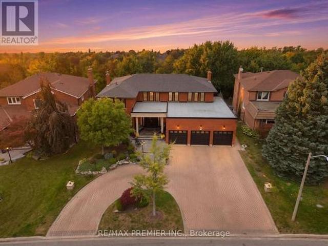 98 Cairnburg Place, Vaughan, ON, L4L 3L5 house for sale | Listing ID N13846 | Royal LePage