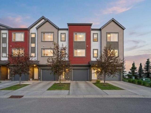 98 Copperstone Villas, Calgary, AB, T2Z 5E3 townhouse for sale | Listing ID A2324 | Royal LePage
