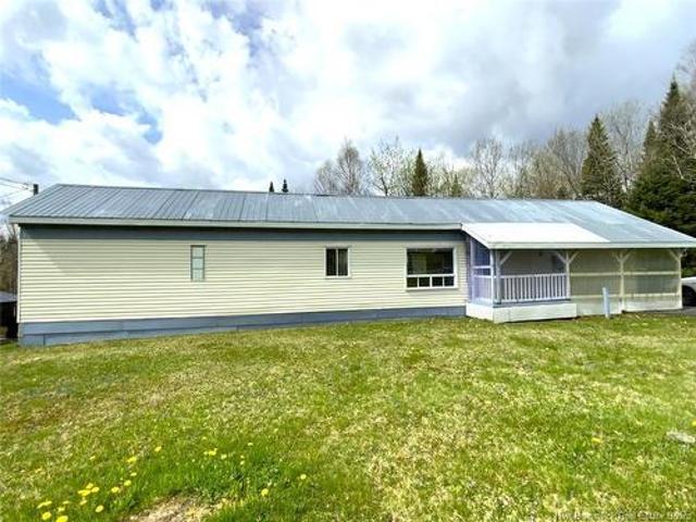 98 Des Érables Ave, Clair, NB, E7A 2C1 house for sale | Listing ID NB139955 | Royal LePage
