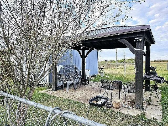 98 Dog Fish Drive