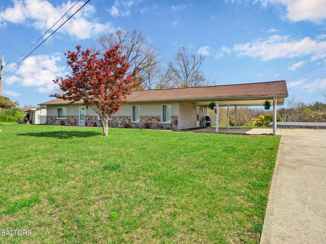 98 Drew Howard Rd