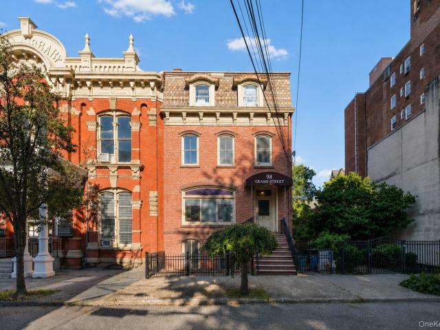 98 Grand Street