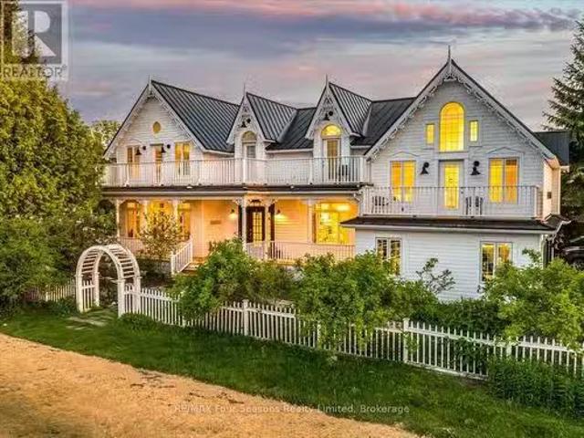 98 Huron Street, Collingwood, ON, L9Y 4Y3 house for sale Li.