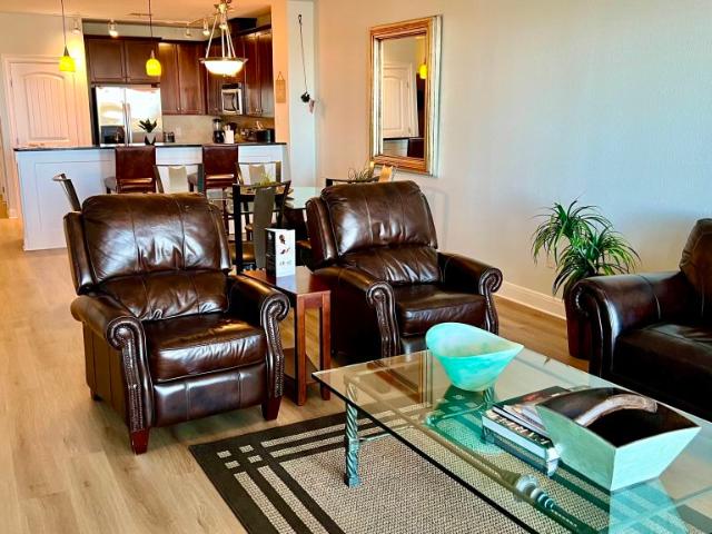 98 Island Dr, Unit 33, Horseshoe Bay, TX 78657 | MLS #8400
