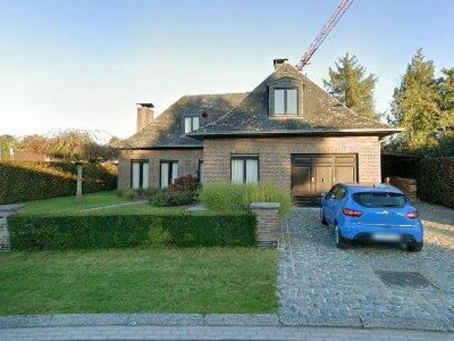 98 m2 apartment for rent in Berlare