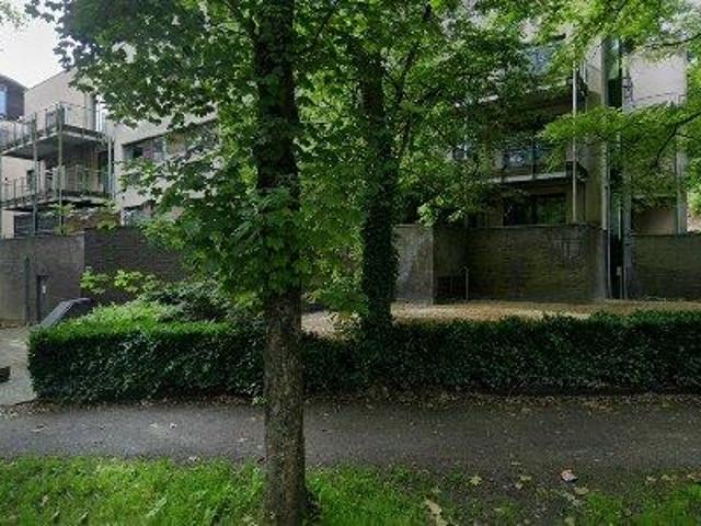 98 m2 apartment for rent in Luik