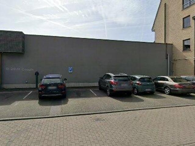 98 m2 apartment for rent in Maldegem