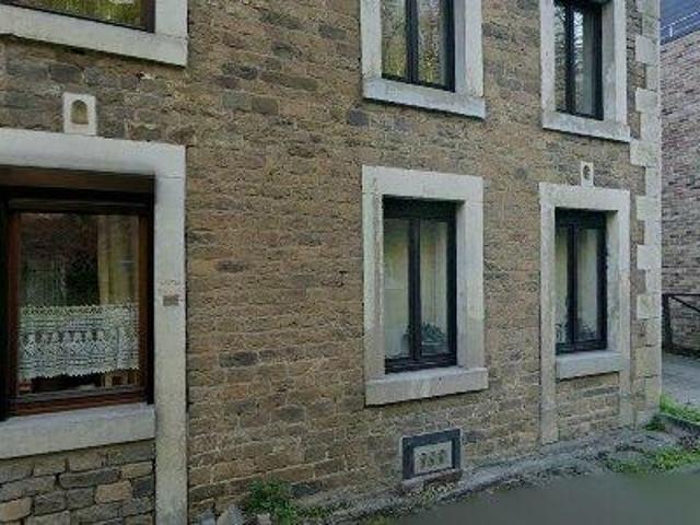 98 m2 apartment for rent in Trooz