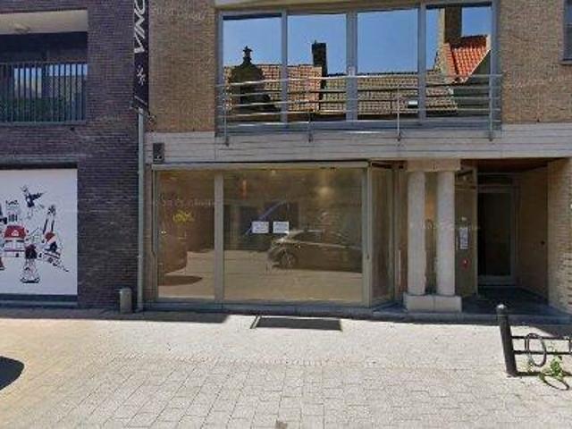 98 m2 apartment for rent in Veurne