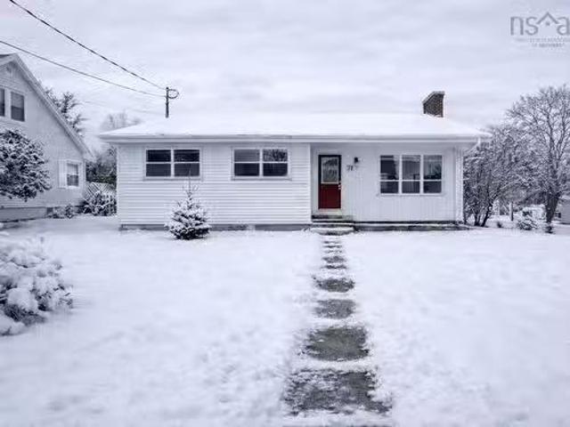 98 Mclean Street, Truro, NS, B2N 4W3 house for sale Listing.