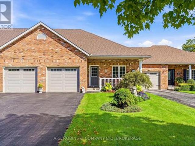 98 Maple Street, Port Colborne Sugarloaf, ON, L3K 6G7 house for sale | Listing ID X13772 | Royal LePage