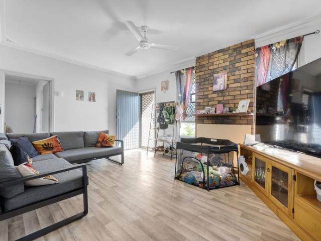 98 Mitchell Street, Spalding – Solid Investment on a Generous Block