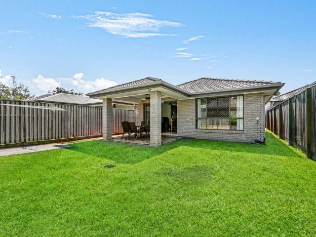 98 Mount Kaputar Ave