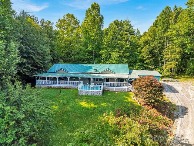 98 New Sorrells Estate