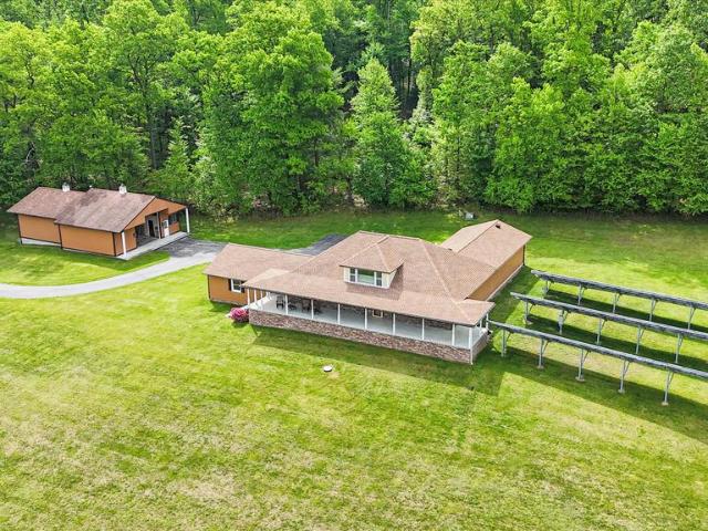 98 Peach Glen Road