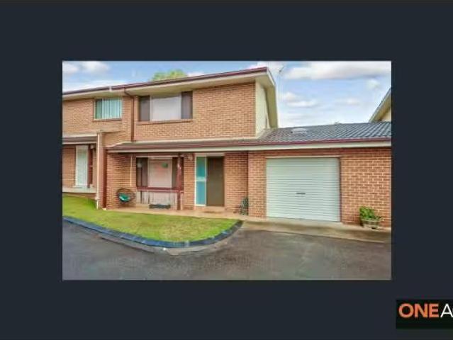 9/8 Rudd Road, Leumeah Townhouse for rent Listed by Oneagency.