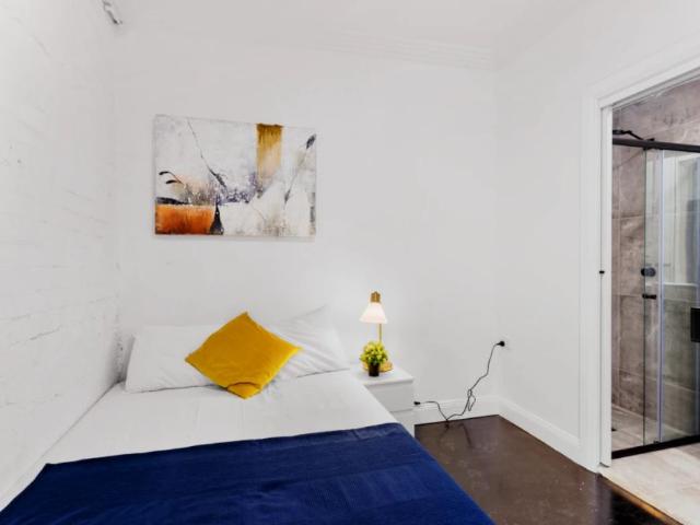 98 Shepherd St, Sydney