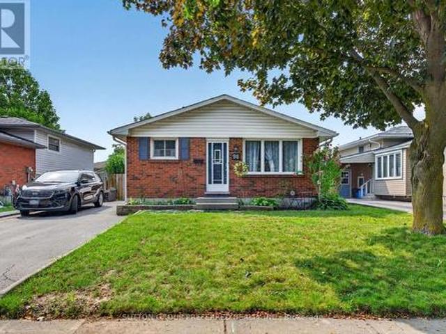 98 Surrey Crescent, London South Y, ON, N6E 1T8 house for sale | Listing ID X13671 | Royal LePage