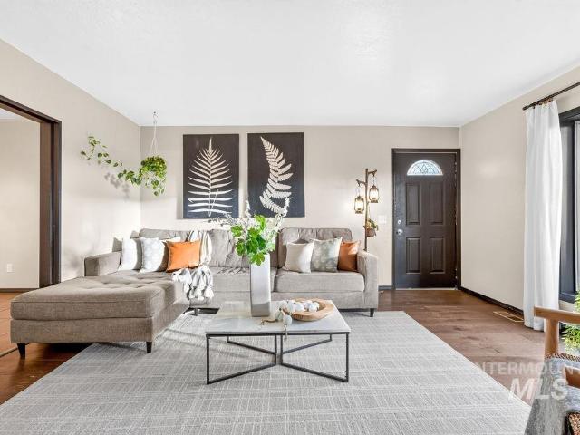 9905 W Granger Ave